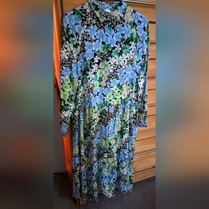 NWT H&M maxi floral dress size M